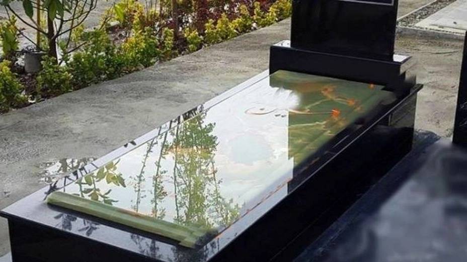 انواع سنگ مزار انواع سنگ مزار